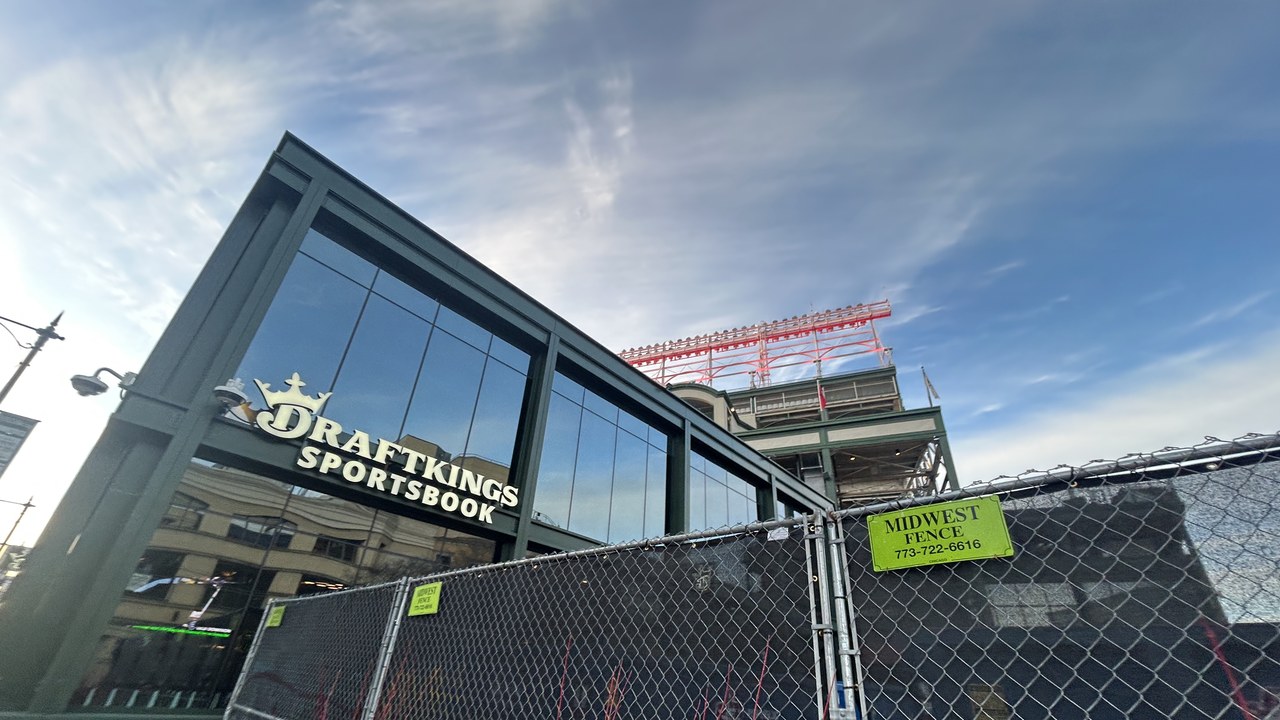 A Reporter Bet Like an Addict for 10 Weeks. DraftKings Made Him VIP.