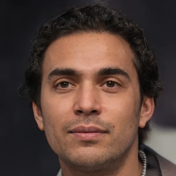 Jude Marlow, Editor and Owner of Ad Watch News